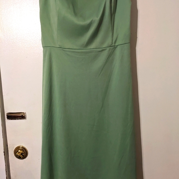 Dressy Collection Green 16 Party Formal New Year Christmas Eve Wedding - Picture 2 of 8